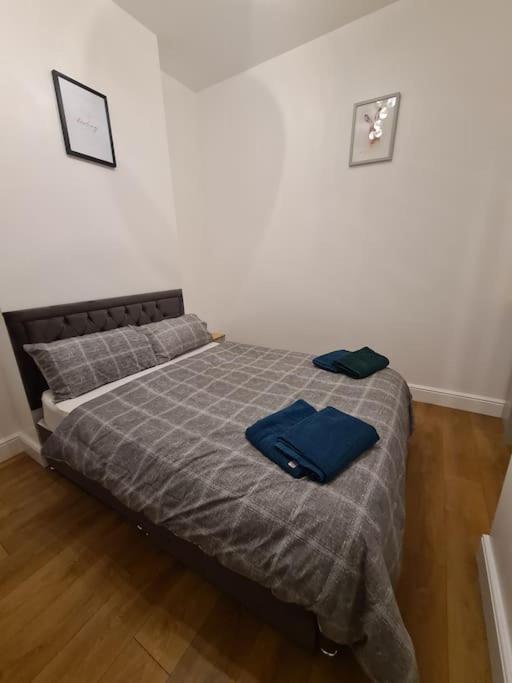 לונדון Luxury One Bedroom Flat מראה חיצוני תמונה
